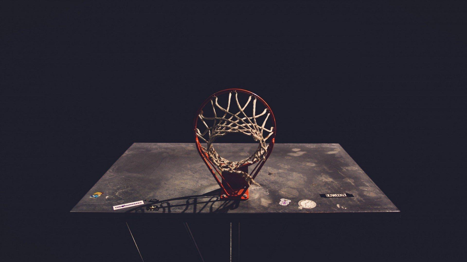 德天空,曼联8000万欧浮动报价谢什科遭莱比锡拒绝,转会陷僵局