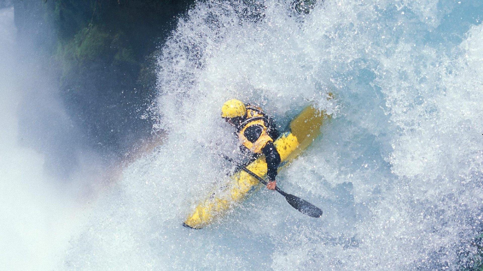 欧洲杯四强产生2席！首场半决赛，西班牙VS法国 姆巴佩大战亚马尔